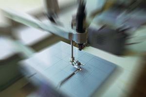 「溶融亜鉛メッキの全貌とその活用法：防錆性能とコストパフォーマンスを徹底解説」