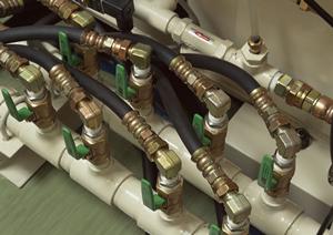 安全対策用の衝撃吸収材マット・スポンジ加工