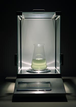 効率化と安全性を両立！電動ハンドパレット導入のメリットと選び方ガイド